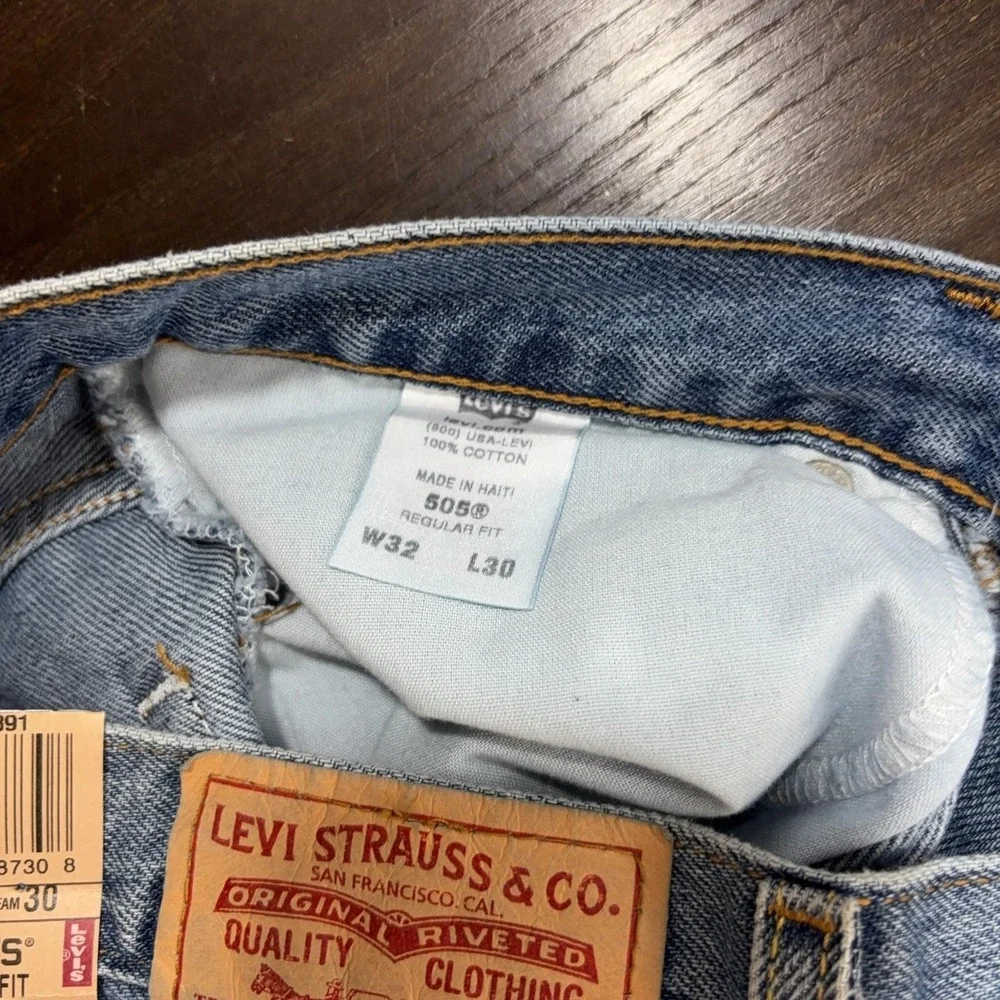 NWT Vintage Y2K Levis 505 Jeans Mens 32x30 Medium Wash Regular Fit Straight 2007